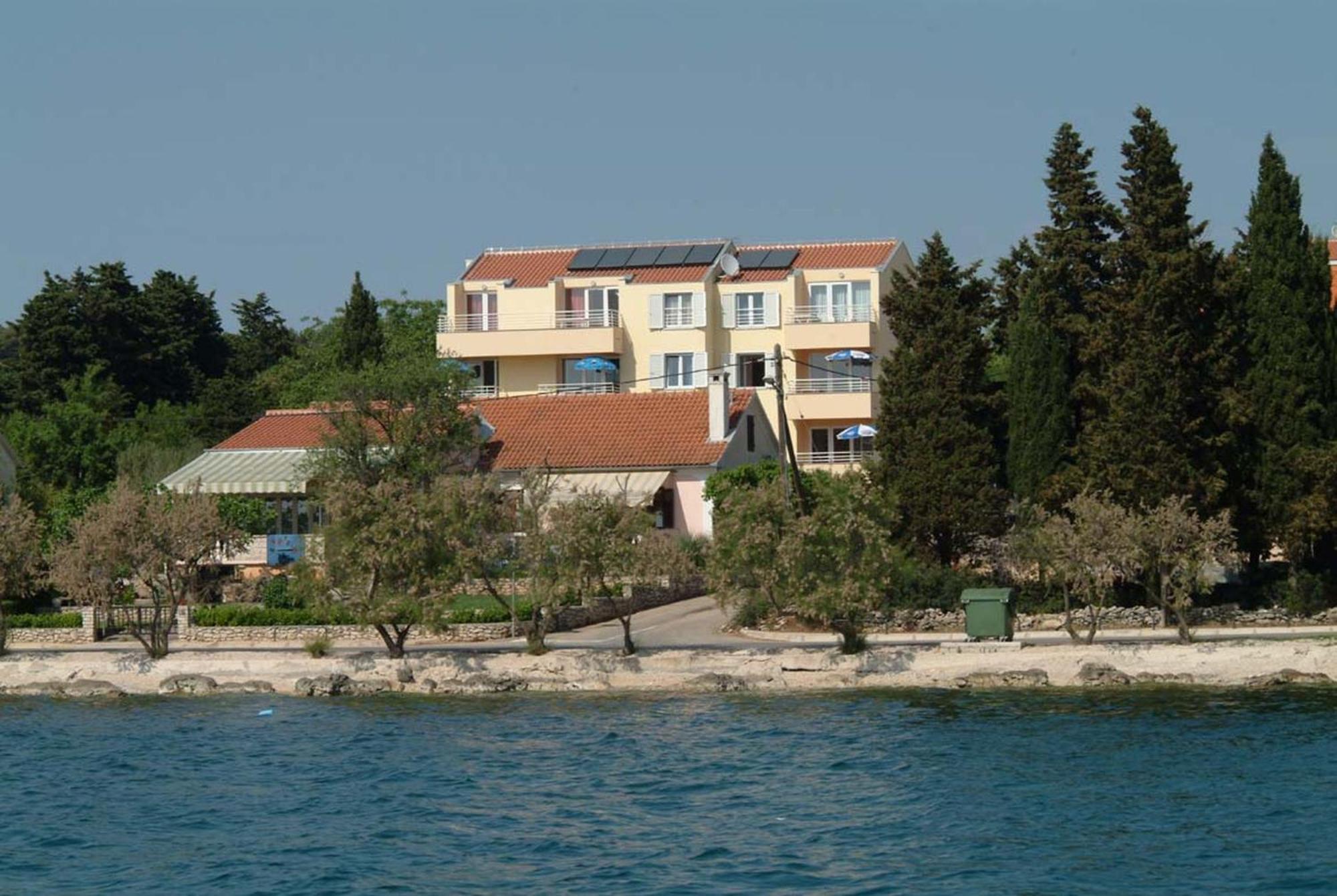 Apartmani Basioli Zára Kültér fotó